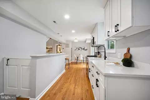 205 University Blvd W, Silver Spring, MD 20901 photo 9