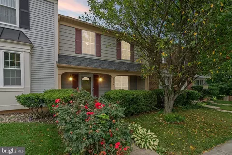 9304 Taverney Ter, Gaithersburg, MD 20879