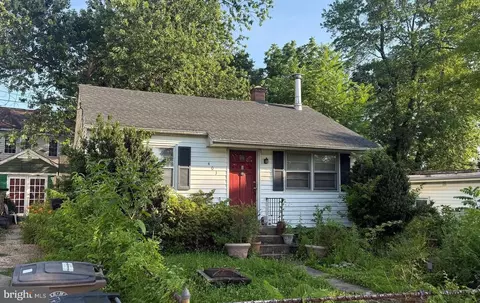 403 Mcarthur Dr, Rockville, MD 20850