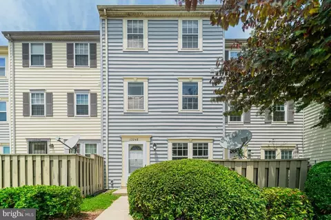 13248 Musicmaster Dr #179, Silver Spring, MD 20904