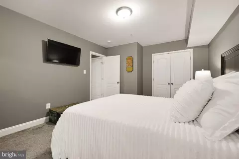 Bedroom - 15931 Woods Center Rd, Silver Spring, MD 20906 photo 12 of 12