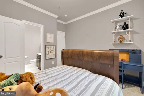 Bedroom - 15931 Woods Center Rd, Silver Spring, MD 20906 photo 7 of 12