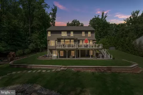 Exterior - 15931 Woods Center Rd, Silver Spring, MD 20906 photo 3 of 25
