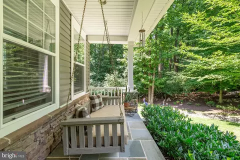 Exterior - 15931 Woods Center Rd, Silver Spring, MD 20906 photo 7 of 25