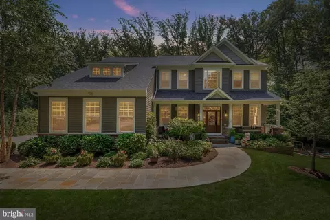 Exterior - 15931 Woods Center Rd, Silver Spring, MD 20906 photo 2 of 25