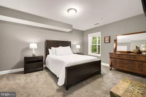 Bedroom - 15931 Woods Center Rd, Silver Spring, MD 20906 photo 11 of 12