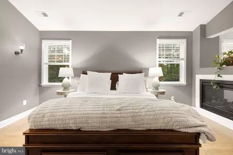 Bedroom - 15931 Woods Center Rd, Silver Spring, MD 20906 photo 8 of 12