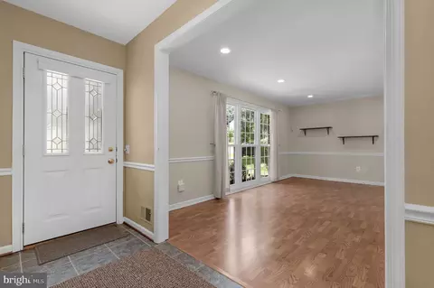 2229 Nees Ln, Silver Spring, MD 20905 photo 2
