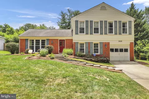2229 Nees Ln, Silver Spring, MD 20905