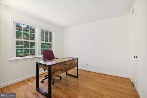8203 Grubb Rd #201, Silver Spring, MD 20910 photo 16