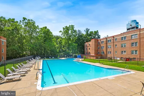 8203 Grubb Rd #201, Silver Spring, MD 20910 photo 21