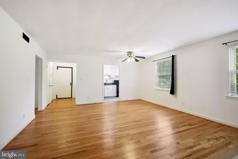 8203 Grubb Rd #201, Silver Spring, MD 20910 photo 11