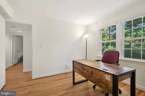 8203 Grubb Rd #201, Silver Spring, MD 20910 photo 17