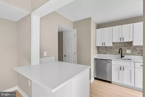 Kitchen - 9512 Tippett Ln, Montgomery Village, MD 20886 photo 1 of 4