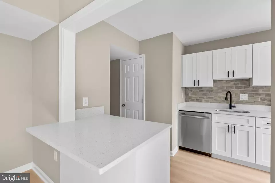 Kitchen - 9512 Tippett Ln, Montgomery Village, MD 20886 photo 1 of 4