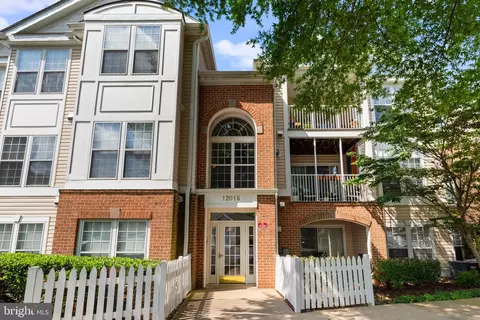 12016 Amber Ridge Cir #A-304, Germantown, MD 20876