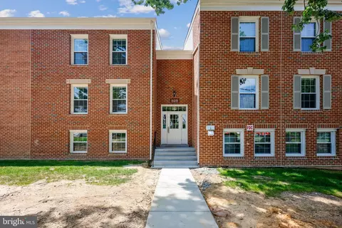 828 Quince Orchard Blvd #828-10, Gaithersburg, MD 20878