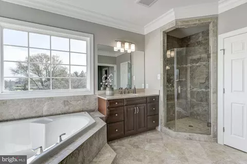Bath - 17919 Elgin Rd, Poolesville, MD 20837 photo 1 of 1
