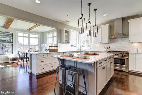 Kitchen - 17919 Elgin Rd, Poolesville, MD 20837 photo 1 of 4