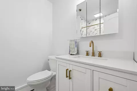 15142 Fairlawn Ave, Silver Spring, MD 20905 photo 9