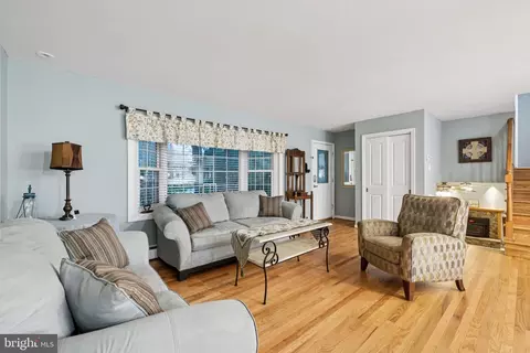 15142 Fairlawn Ave, Silver Spring, MD 20905 photo 6