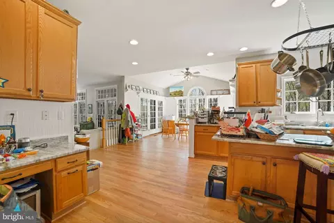4512 Random Ridge Cir, Olney, MD 20832 photo 9
