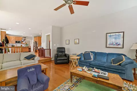 4512 Random Ridge Cir, Olney, MD 20832 photo 17