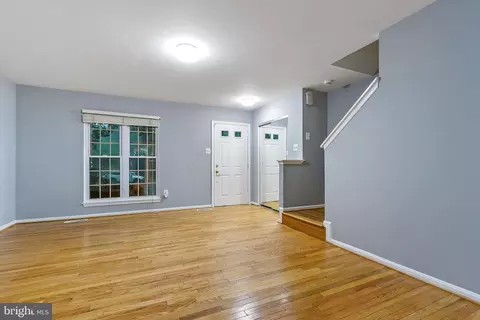 Living - 4 Habersham Ct, Silver Spring, MD 20906 photo 1 of 3