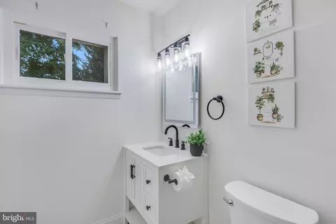Bath - 1509 Leister Dr, Silver Spring, MD 20904 photo 1 of 5