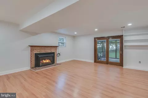 Living - 1509 Leister Dr, Silver Spring, MD 20904 photo 7 of 7