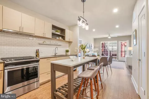 510 Diamondback Dr #468, Gaithersburg, MD 20878