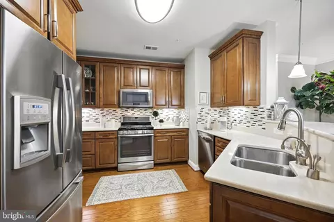 3910 Doc Berlin Dr #21, Silver Spring, MD 20906 photo 13