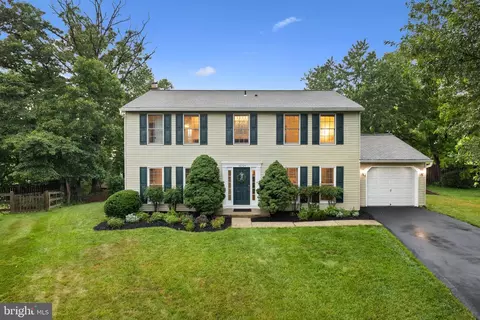 18725 Capella Ln, Gaithersburg, MD 20877