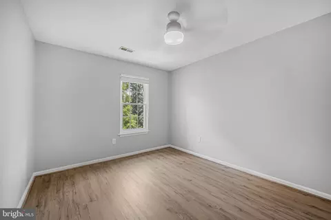 10373 Green Holly Ter, Silver Spring, MD 20902 photo 18
