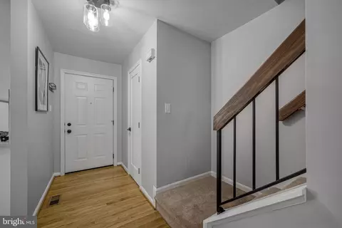10373 Green Holly Ter, Silver Spring, MD 20902 photo 13