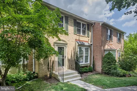 10373 Green Holly Ter, Silver Spring, MD 20902