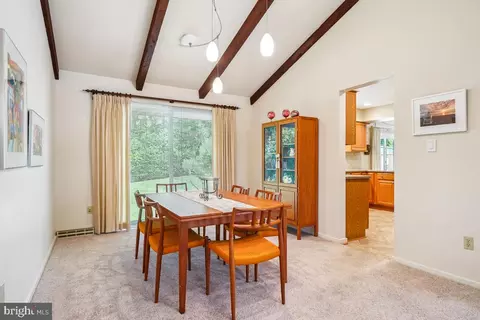 217 Pewter Ln, Silver Spring, MD 20905 photo 6