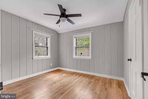 Bedroom - 305 Hamilton Ave, Silver Spring, MD 20901 photo 4 of 4