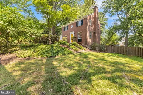 Exterior - 305 Hamilton Ave, Silver Spring, MD 20901 photo 2 of 7