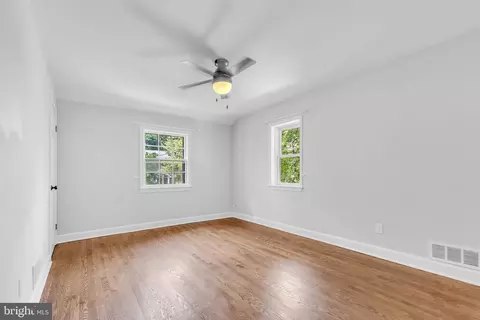 Bedroom - 305 Hamilton Ave, Silver Spring, MD 20901 photo 2 of 4