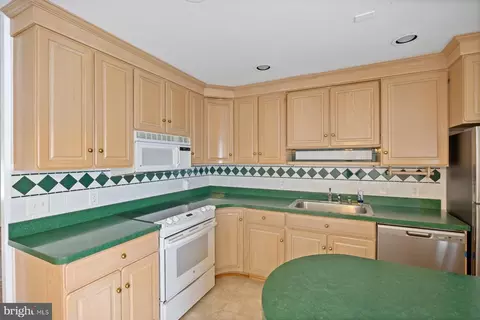 14625 Deerhurst Ter #214-B, Silver Spring, MD 20906 photo 7