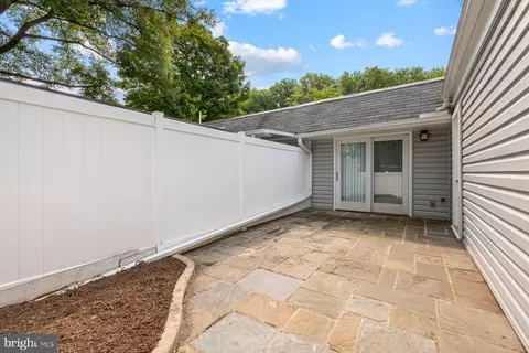 14625 Deerhurst Ter #214-B, Silver Spring, MD 20906 photo 38