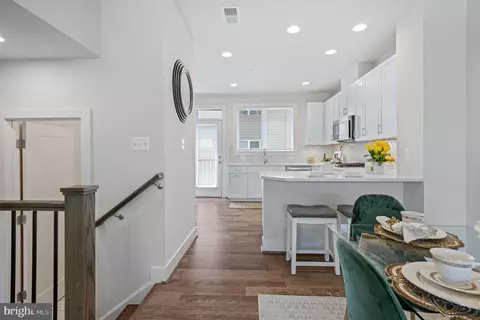 6722 Eames Way, Bethesda, MD 20817 photo 8