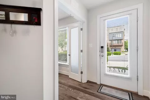 6722 Eames Way, Bethesda, MD 20817 photo 5