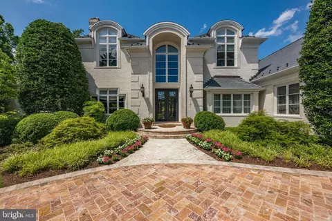 9204 Redwood Ave, Bethesda, MD 20817