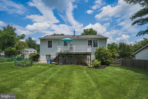 Exterior - 15408 Valencia St, Silver Spring, MD 20905 photo 3 of 5