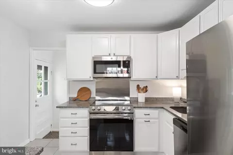 Kitchen - 11201 Lombardy Rd, Silver Spring, MD 20901 photo 2 of 2