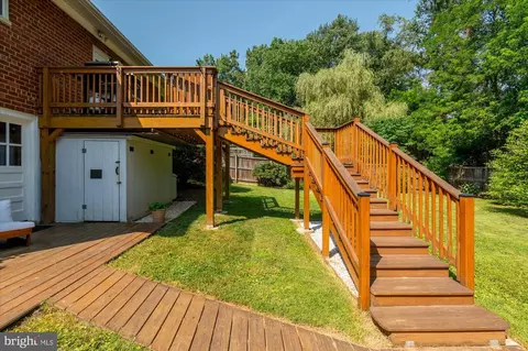 Exterior - 11201 Lombardy Rd, Silver Spring, MD 20901 photo 5 of 9