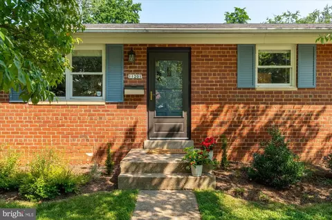 Exterior - 11201 Lombardy Rd, Silver Spring, MD 20901 photo 2 of 9