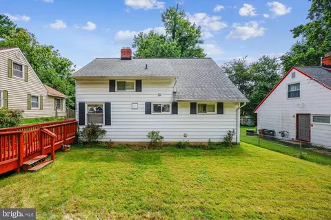 5940 Lemay Rd, Rockville, MD 20851